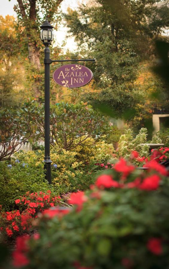 Azalea Inn And Villas Savannah Exterior photo