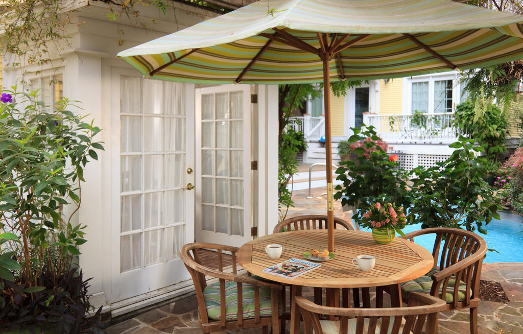 Azalea Inn And Villas Savannah Exterior photo