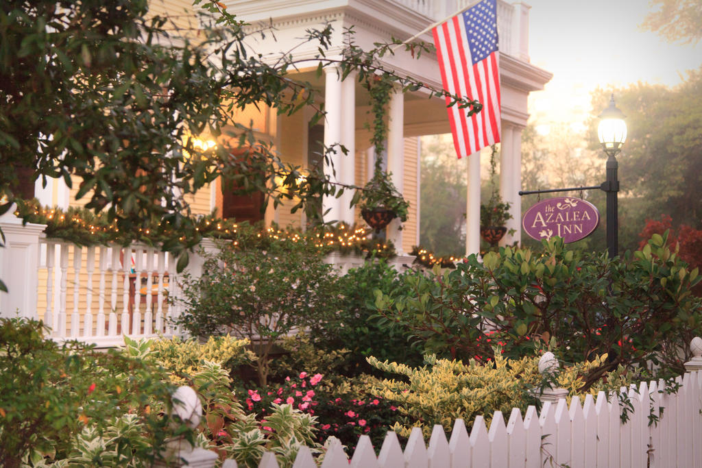 Azalea Inn And Villas Savannah Exterior photo